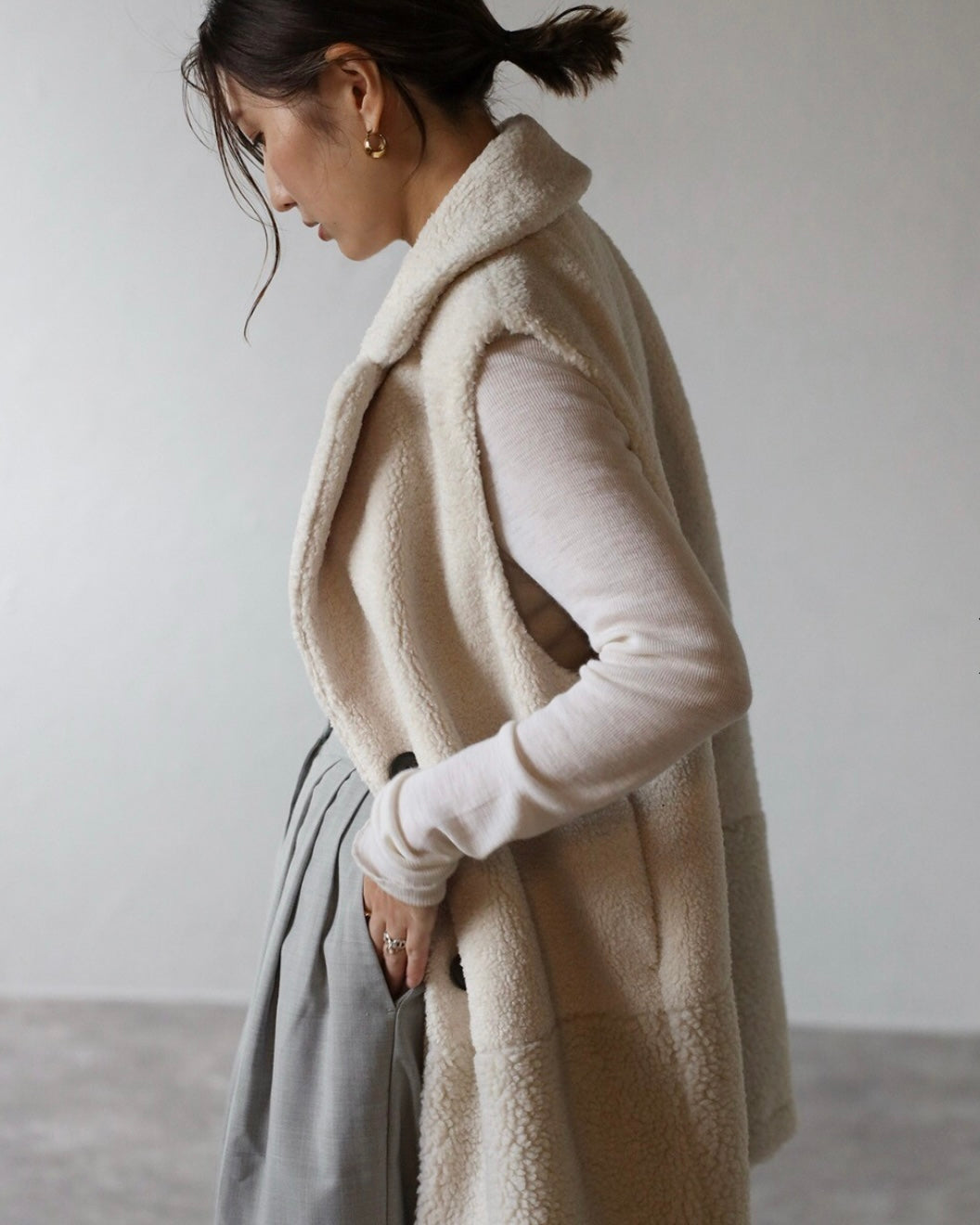 Single Brest Boa Vest - Ecru