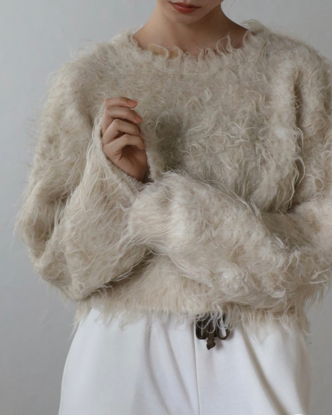 Teddy Bear Shaggy Cropped Pullover - Oatmeal