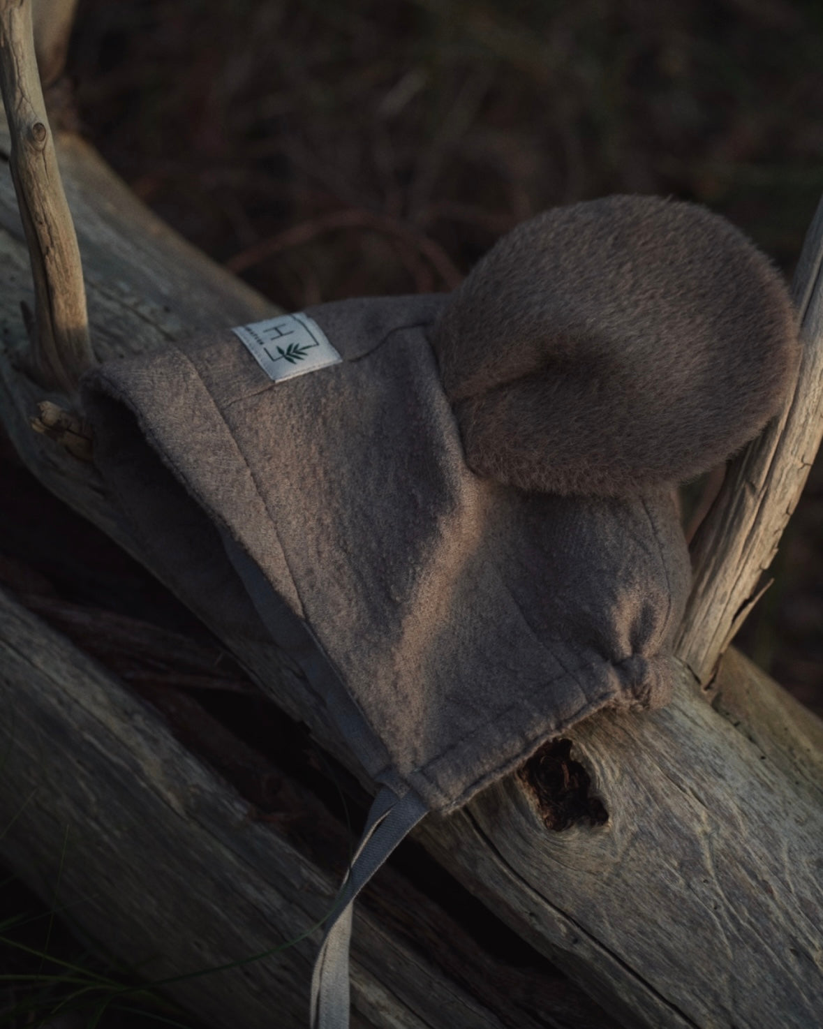 WOOL MOUSE BRIM BONNET - HALVA (ALPACA EAR)