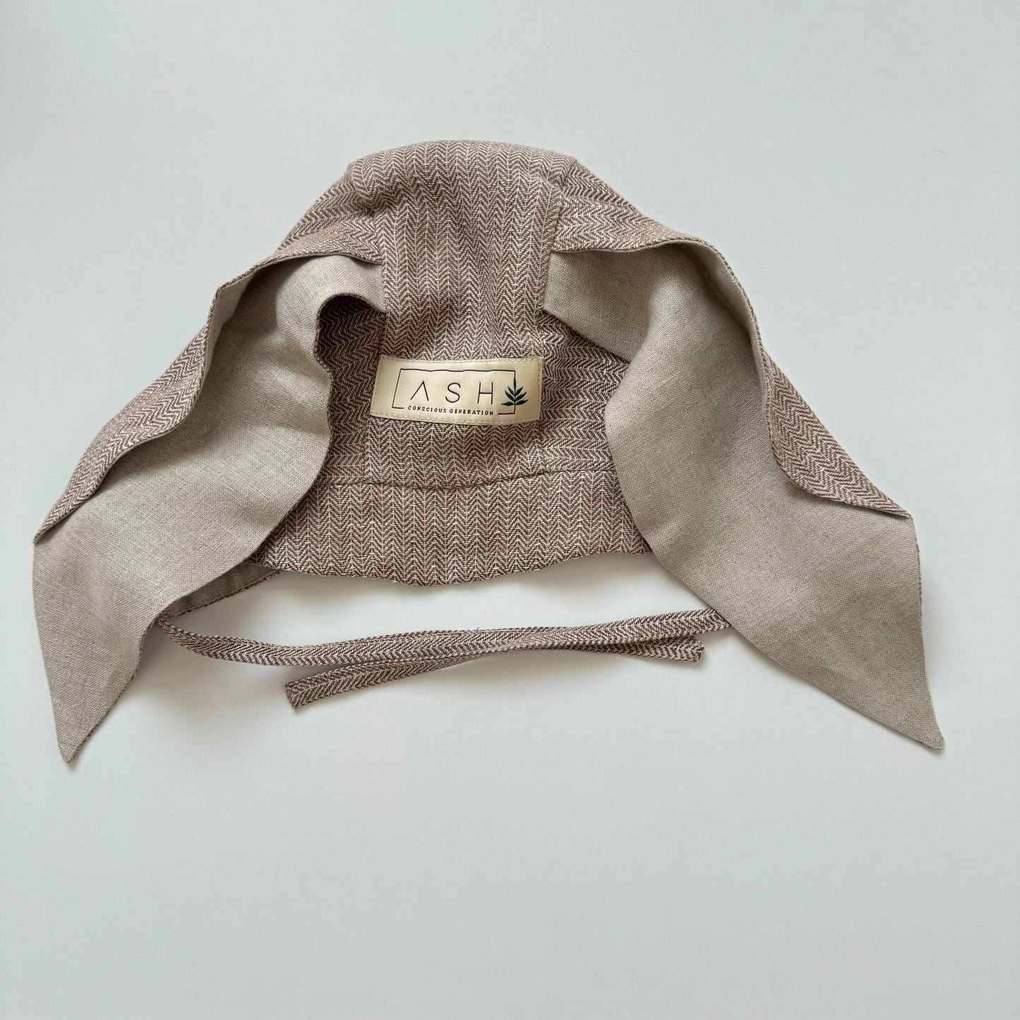 HARE STRAIGHT BONNET - RIVERBED (NEUTRAL EAR)