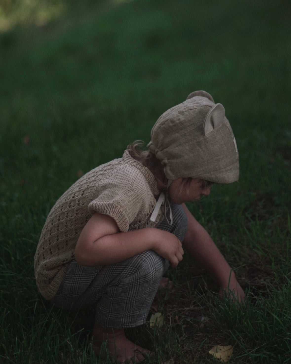 WOOL BEAR BRIM BONNET - TUNDRA (NEUTRAL EAR)