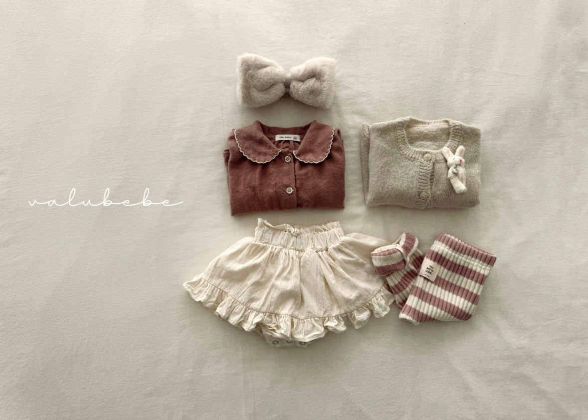 pin coat blouse
