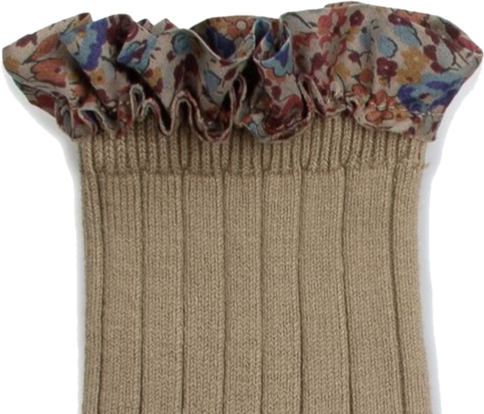 collegien / Charlotte - Liberty Ruffle Ribbed Ankle Socks (Petite Taupe)