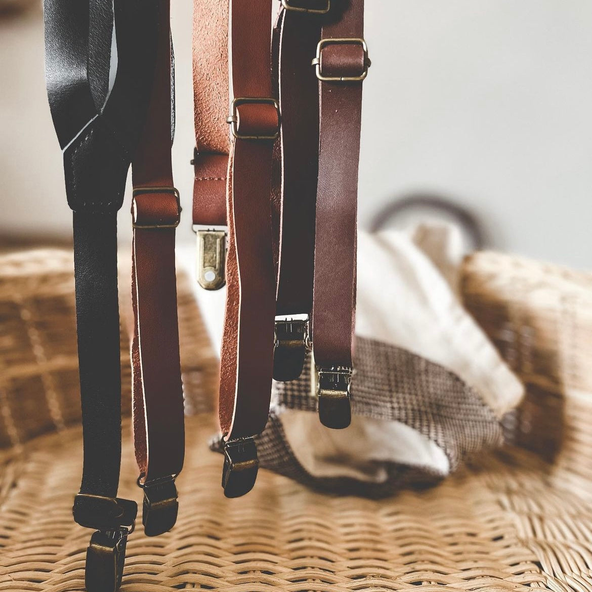 leather suspender / camel