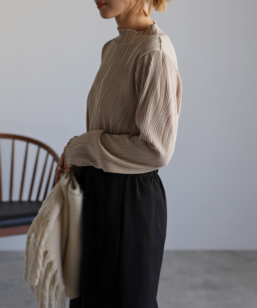 wave pleats mellow tops / beige