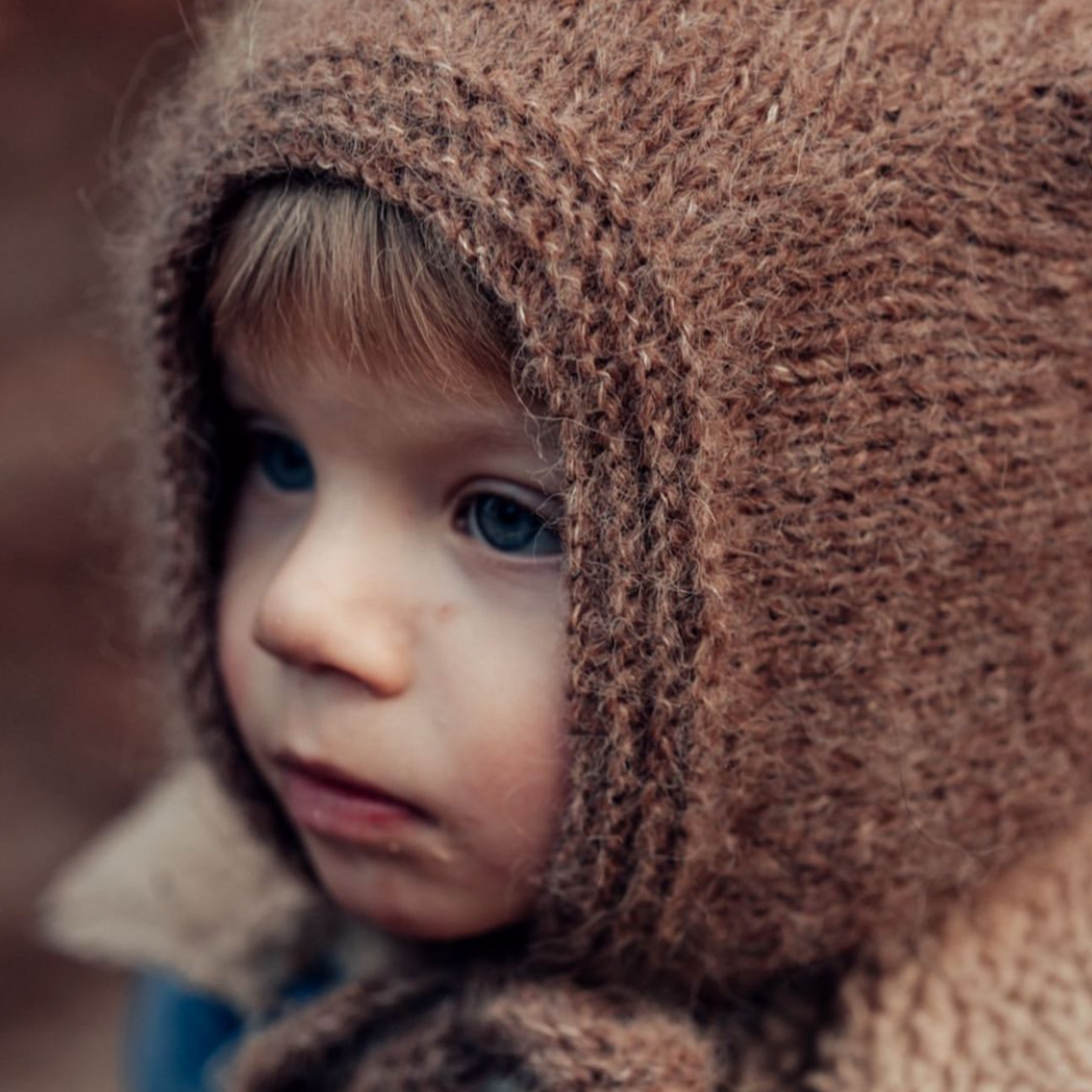 kitty hat / brown