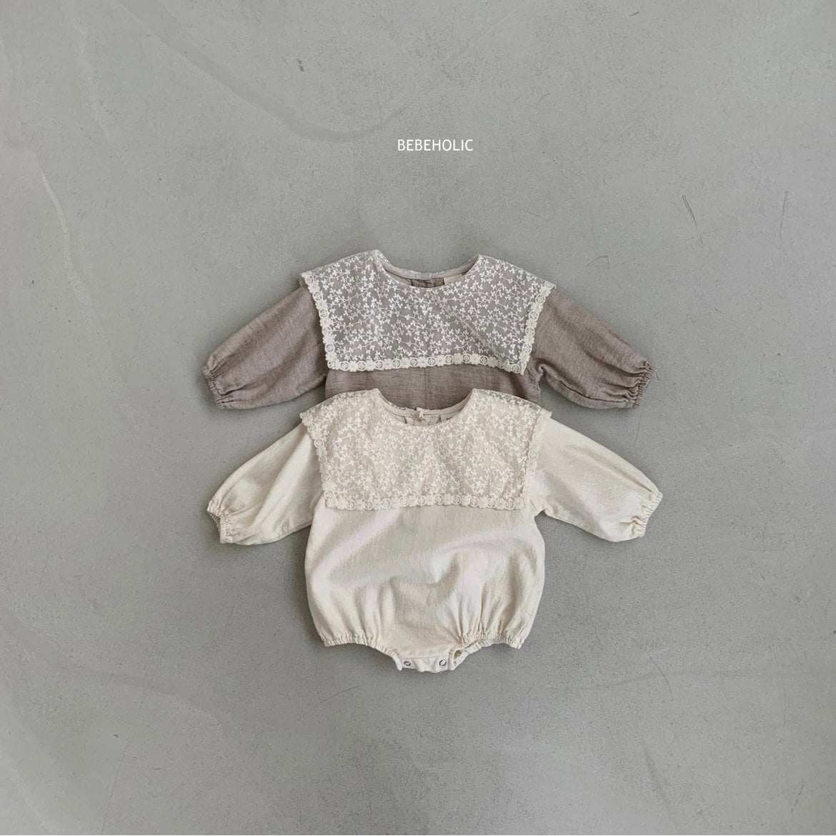 lace collar suit / cream