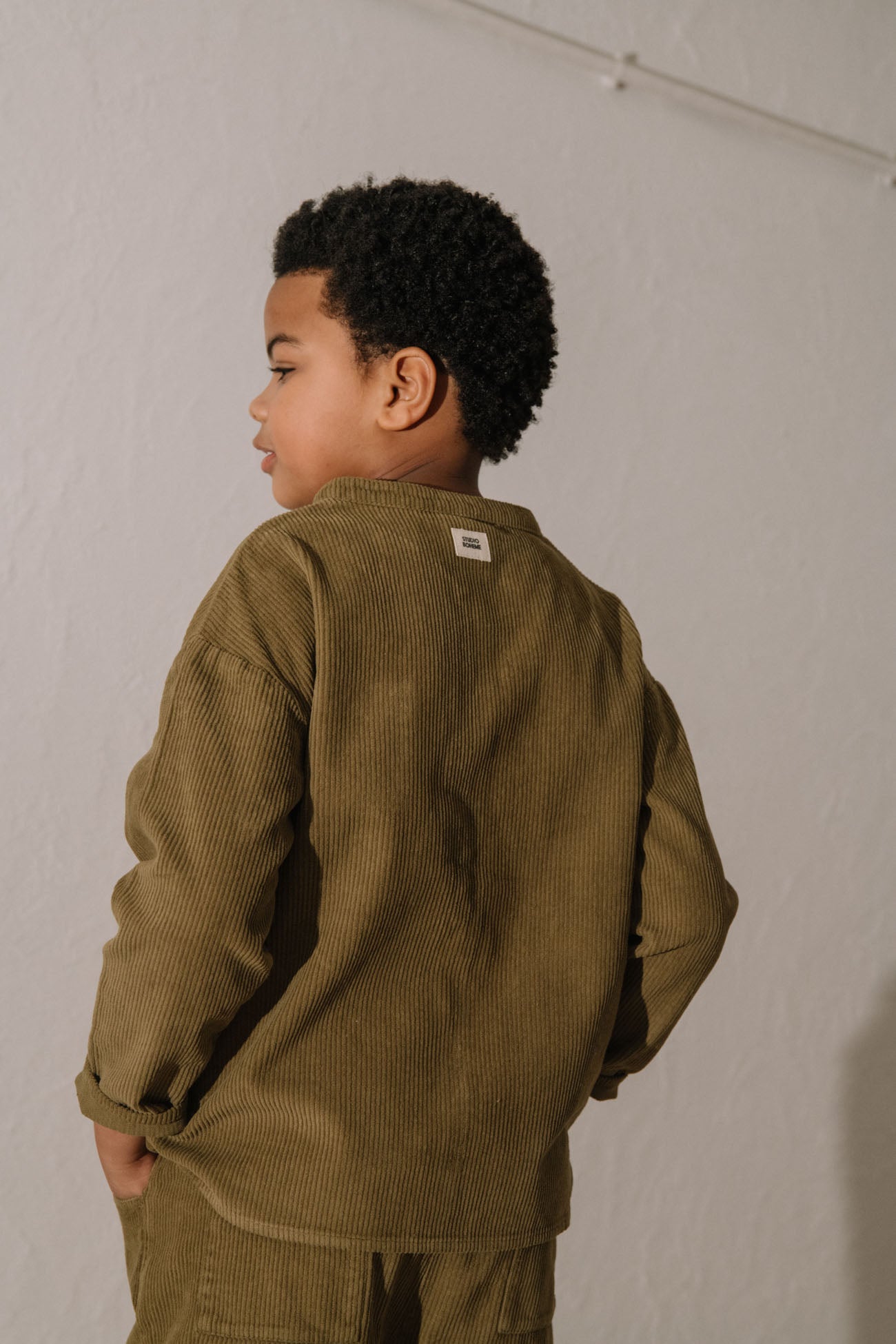JIM SHIRT - GREEN NUTRIA [STUDIO BOHEME] (25AW)
