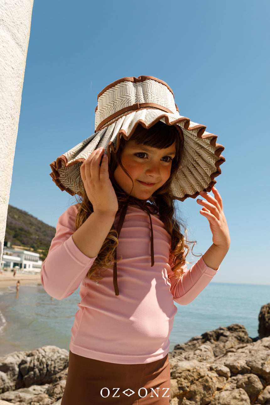 【OZONZ×LORNA MURRAY限定カラー】DOTORI Capri Hat  [OZONZ] (25SS)