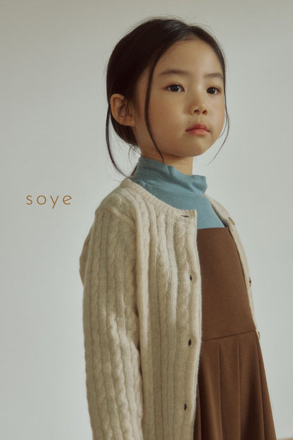 [soye] cashmere cable cardigan / beige