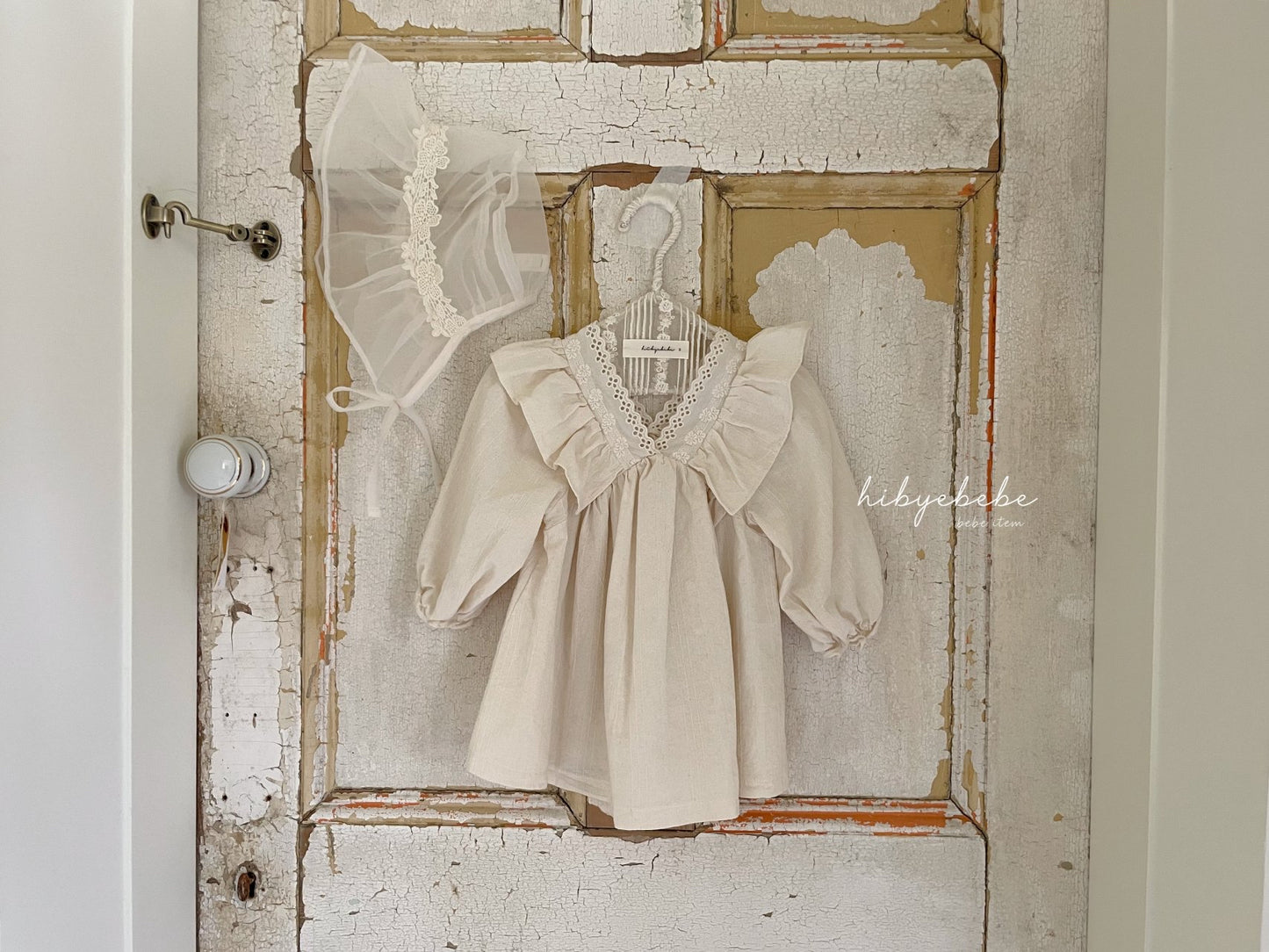 [hi bye bebe] V frill onepiece