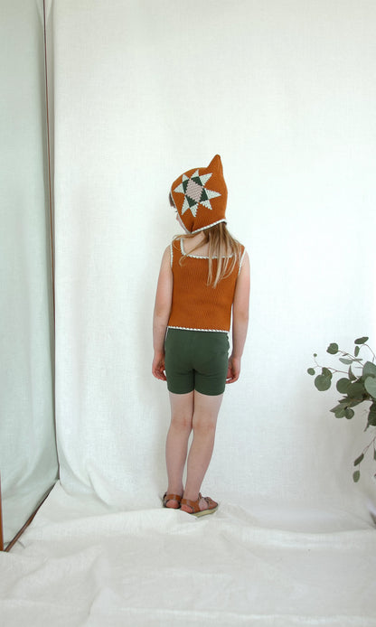 [iver and isla] patchwork quilt bonnet  (acorn) - SS23