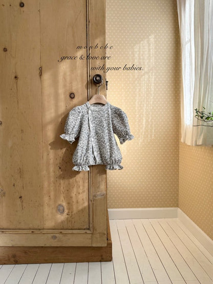 【予約商品】Small Flower Glory Suit [monbebe] (26SS)【2026年3月中旬以降順次発送】
