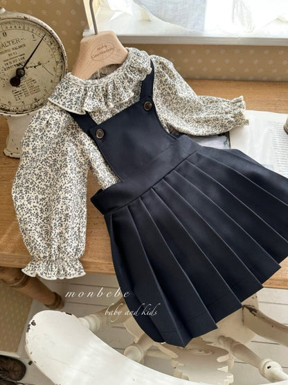 【予約商品】Emma pleated skirt [monbebe] (26SS)【2026年3月中旬以降順次発送】