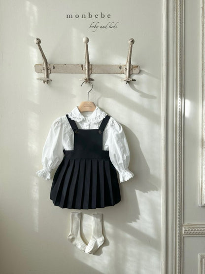 【予約商品】Emma pleated skirt [monbebe] (26SS)【2026年3月中旬以降順次発送】