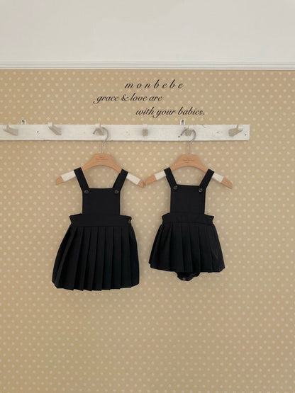【予約商品】Emma pleated suit [monbebe] (26SS)【2026年3月中旬以降順次発送】