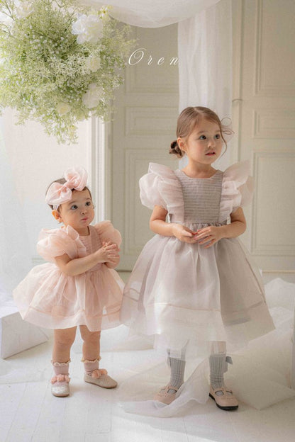 【予約商品】Serena pintuck organza dress [Oren] (26SS)【2026年3月中旬以降順次発送】