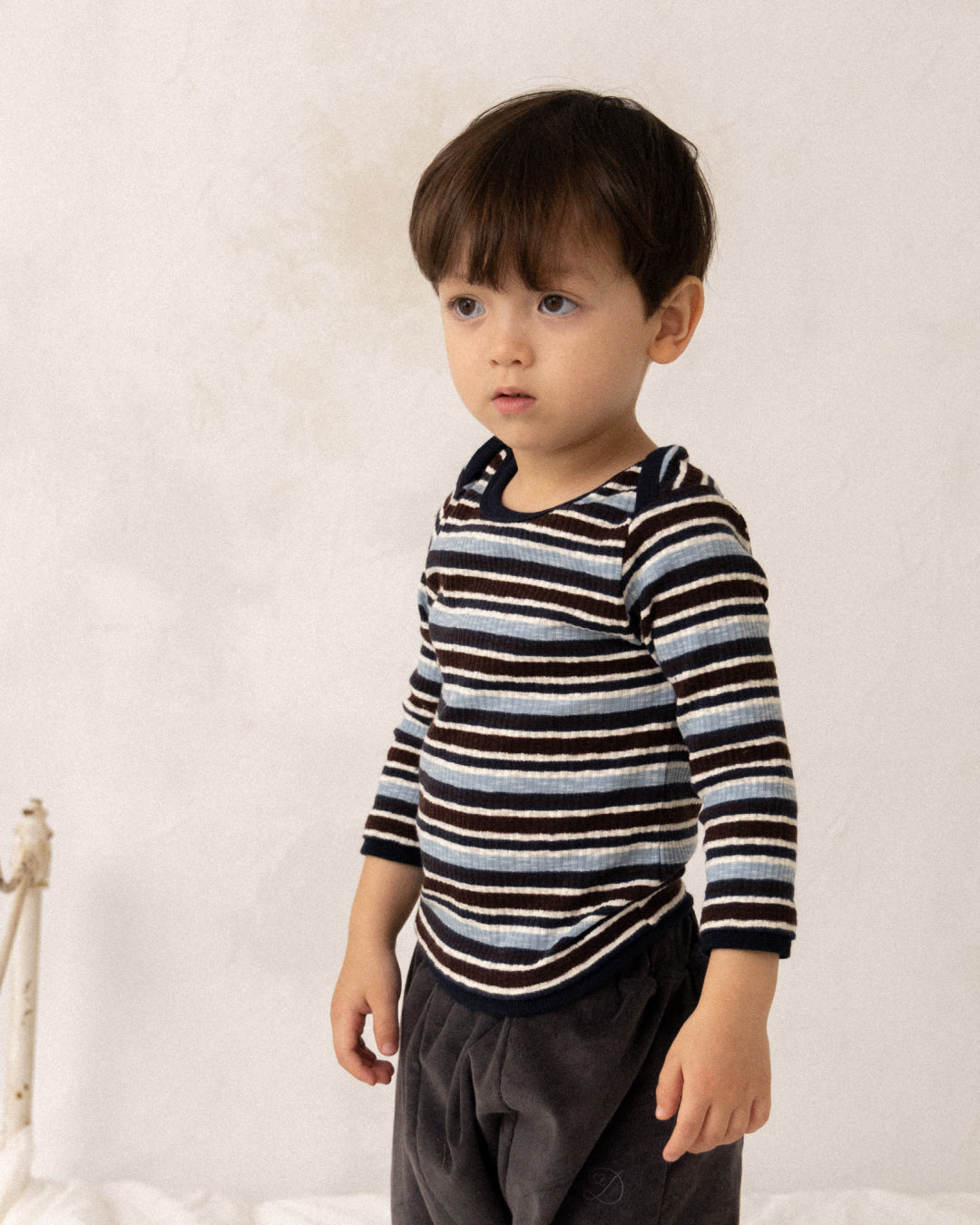 Forest ST Lip Neck T-Shirt - Midnight Blue  [Doucement] (25AW)【2025年10月下旬以降お届け予定】