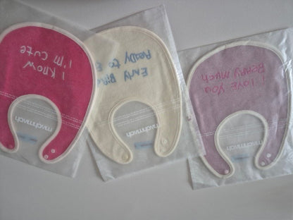 Lettering Bib - Indie pink [mwahmwah]【2026年7月下旬以降順次発送】