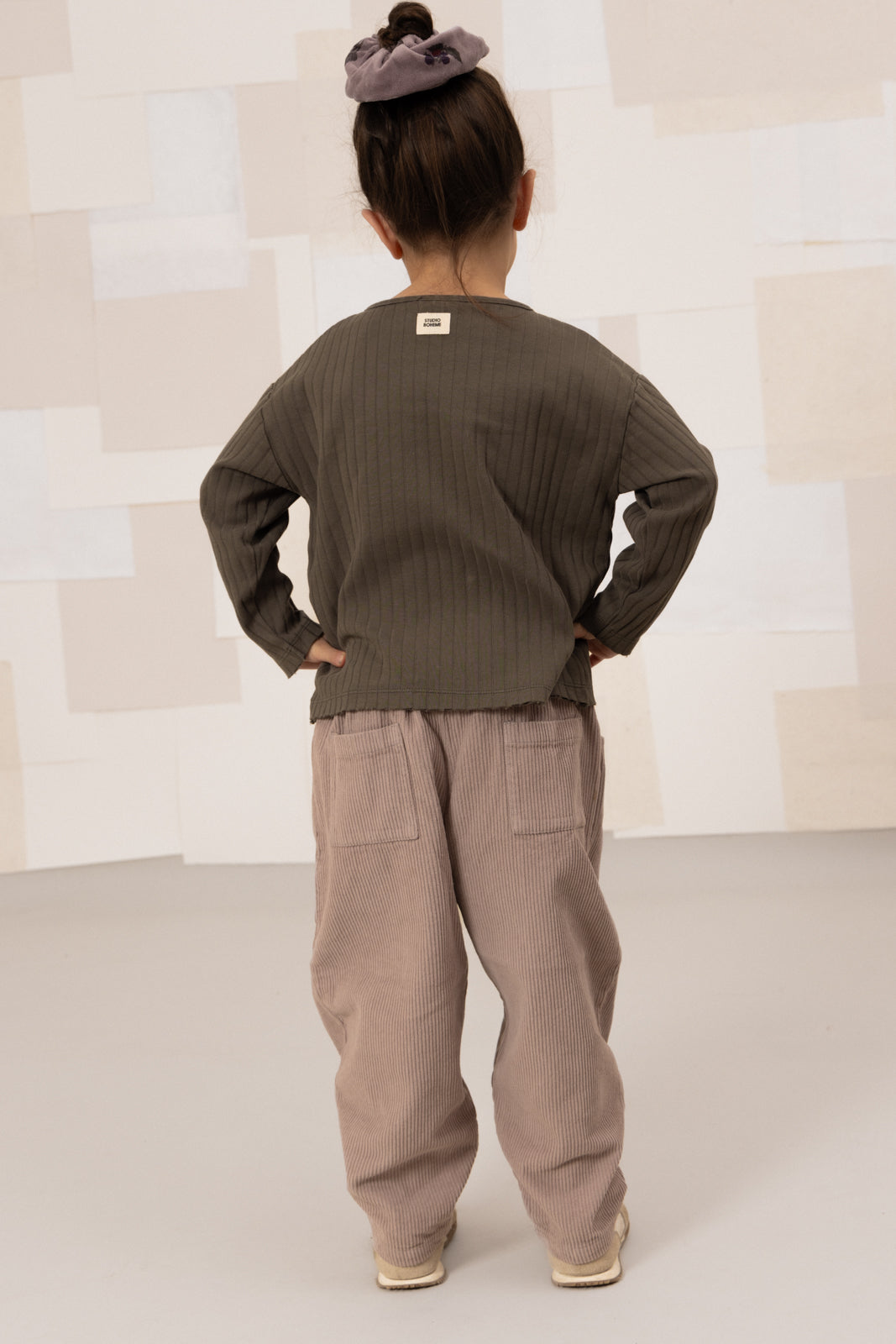 【予約販売】 ORSO T-SHIRT - DARK TAUPE [STUDIO BOHEME] (25AW) 【2025年9月中旬以降入荷予定】