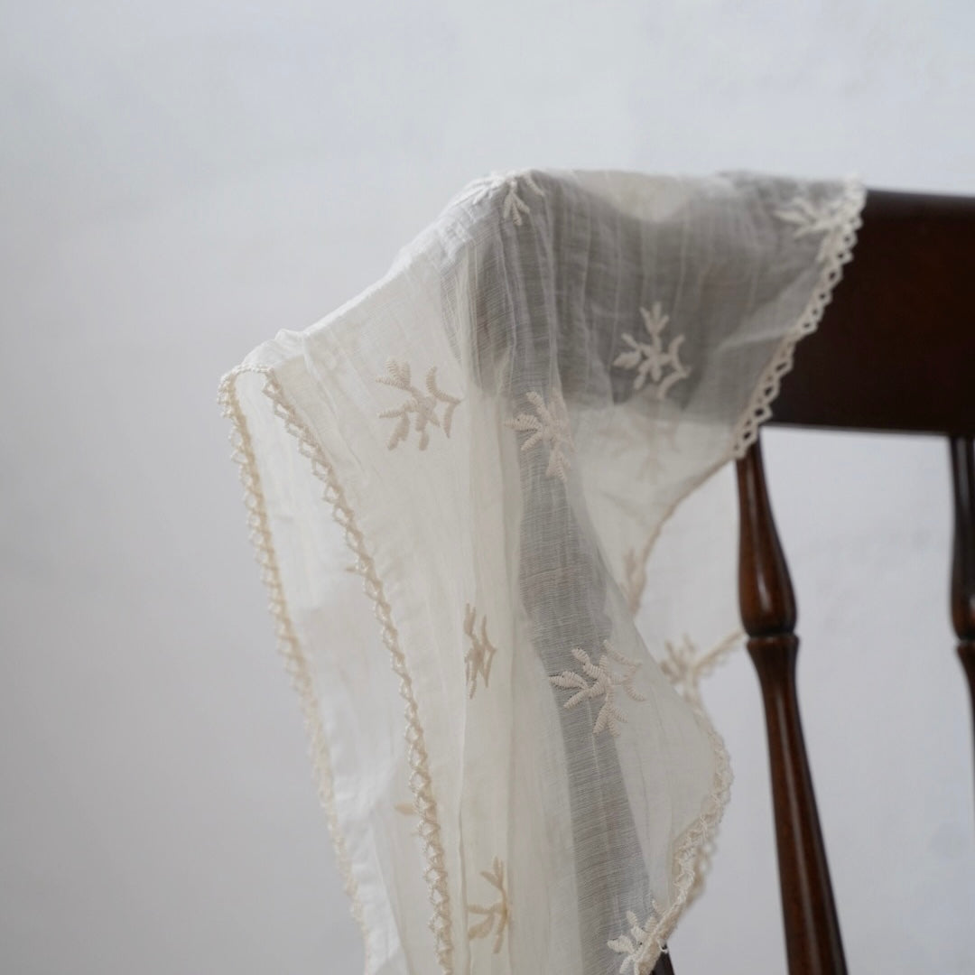 flowers kerchief