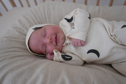 Undyed Midnight Bonnet GOTS [organic zoo] (26SS)