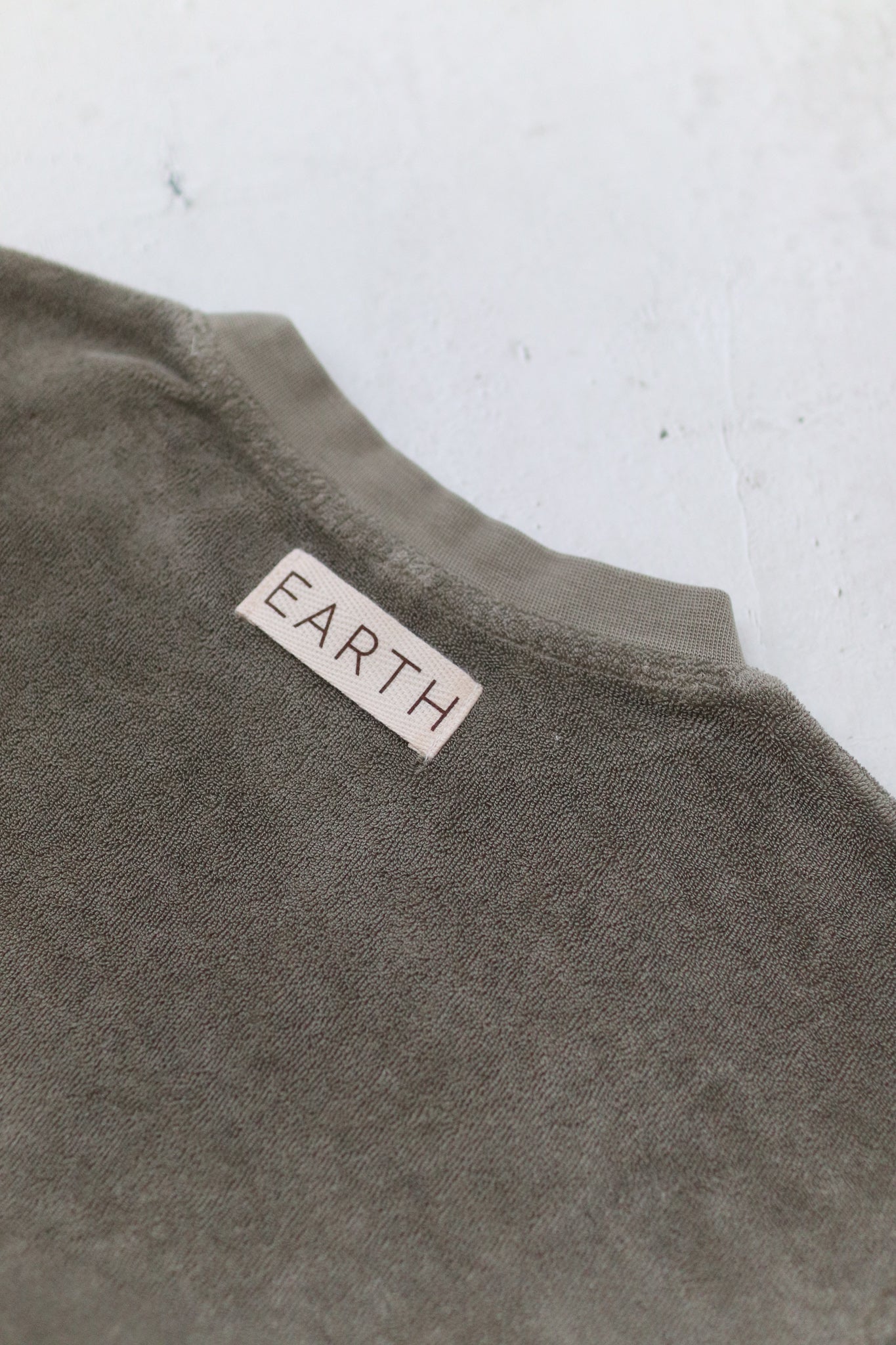 【緊急オーダー会】 Volume Sweatshirts [EARTH THE ARCHIVE]【2025年10月上旬以降発送予定】