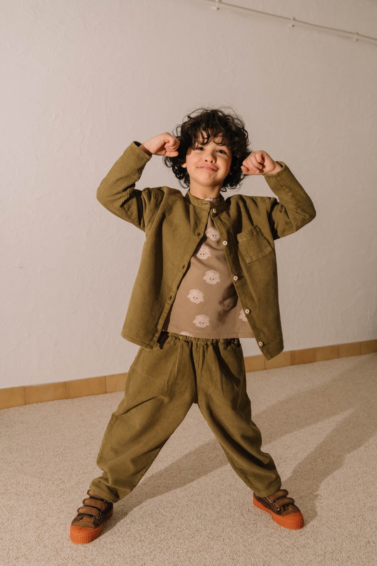 CARROT PANTS - GREEN NUTRIA [STUDIO BOHEME] (25AW)