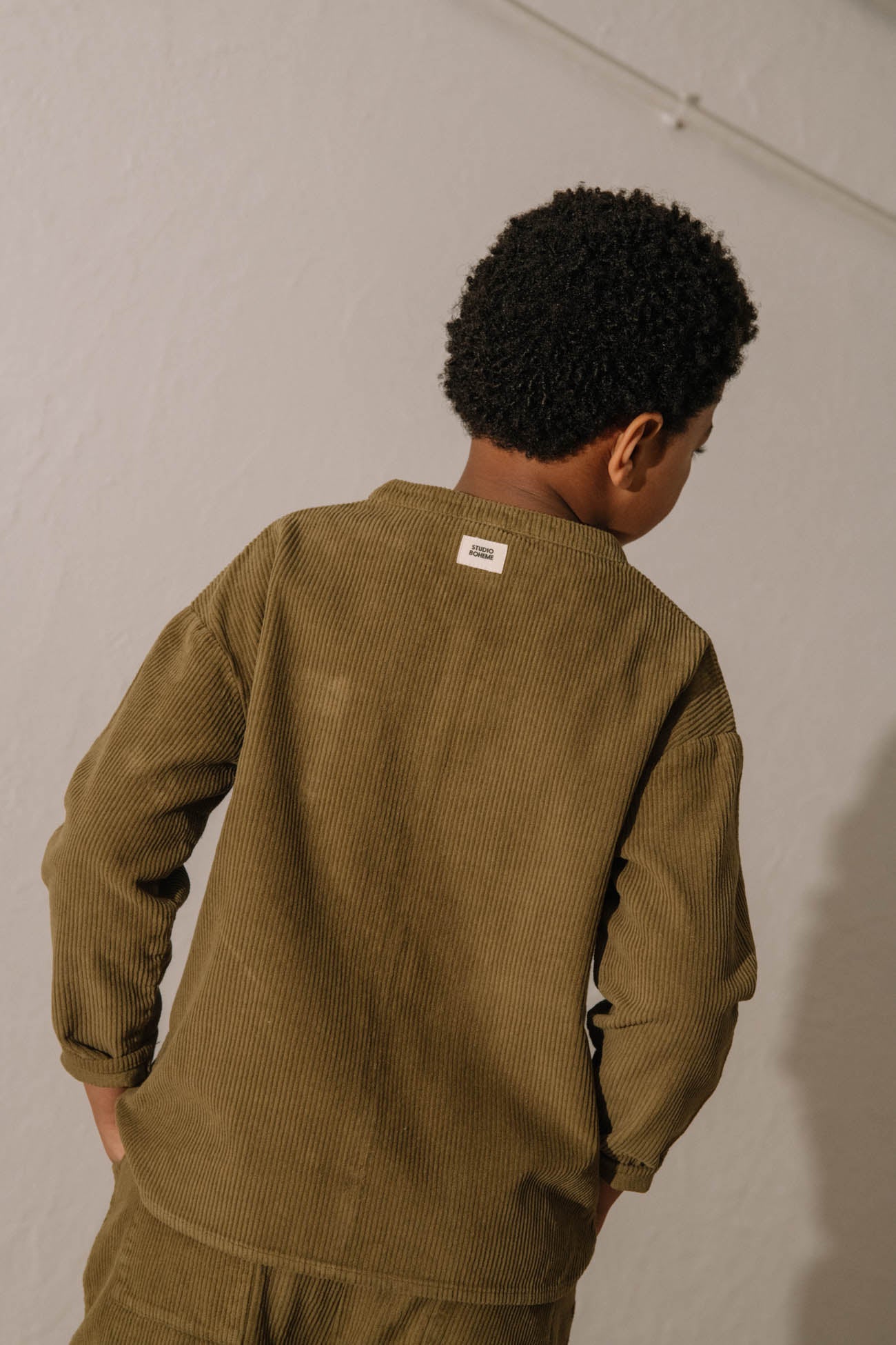 JIM SHIRT - GREEN NUTRIA [STUDIO BOHEME] (25AW)