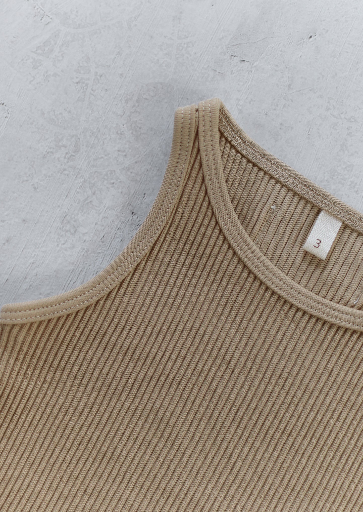 【26年11月オーダー会】 Ribbed Sleeveless [EARTH THE ARCHIVE] 【2026年3月上旬以降お届け予定】