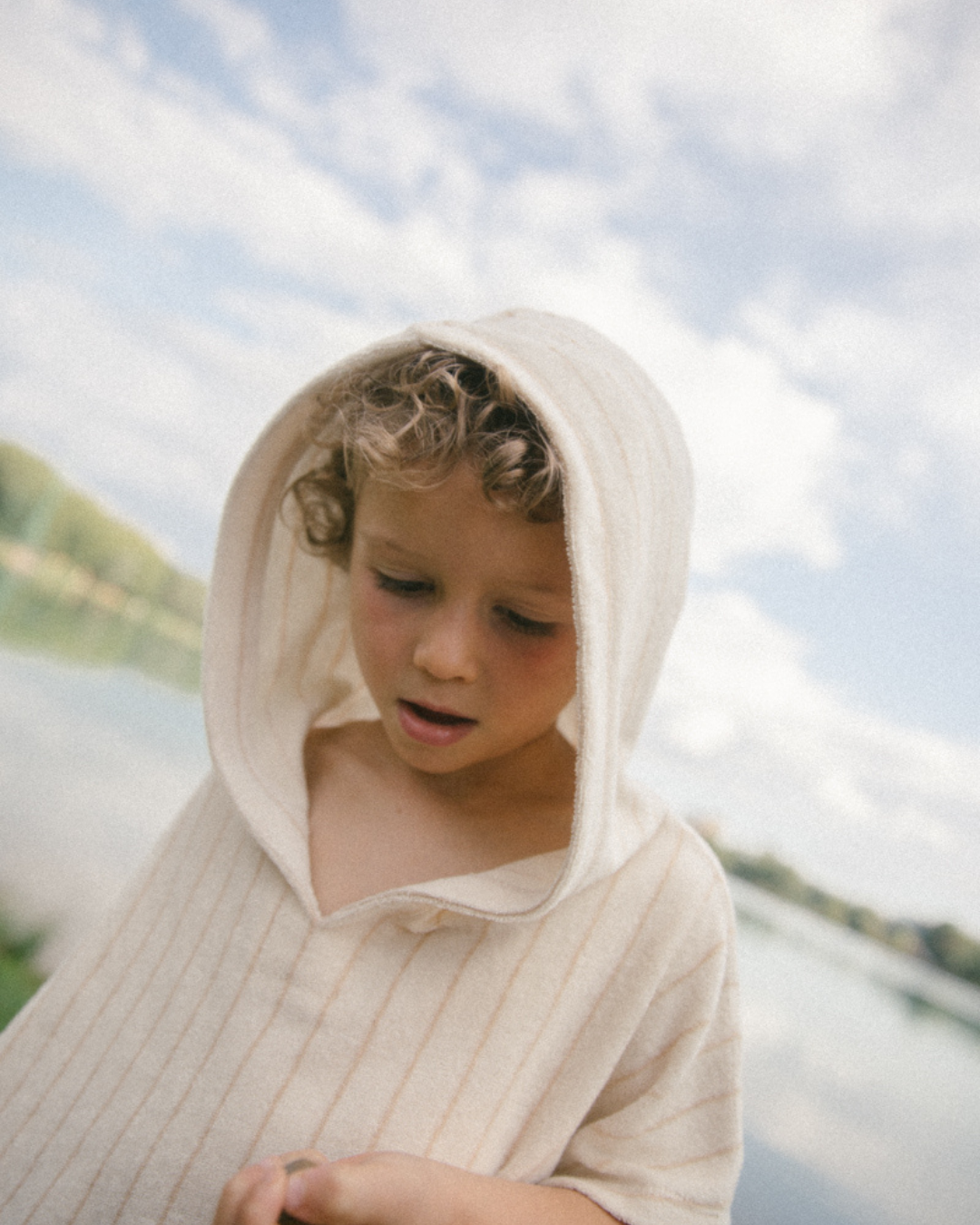 Hoodie cape - Beige Stripe [EARTH THE ARCHIVE] (26AW)