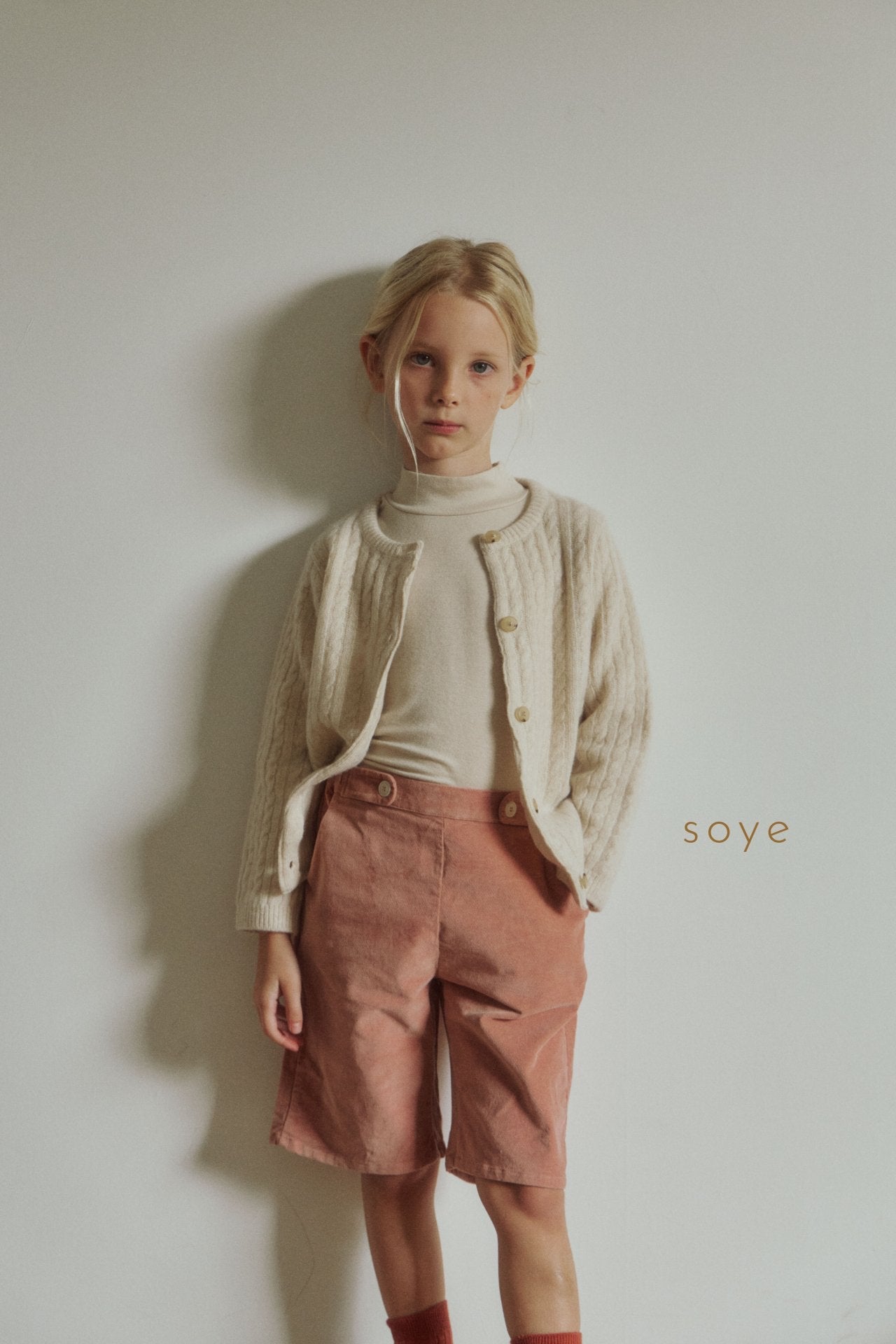 [soye] cashmere cable cardigan / beige