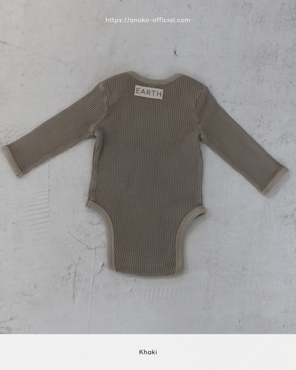 Longsleeve baby suit - Khaki [EARTH THE ARCHIVE] (26AW)