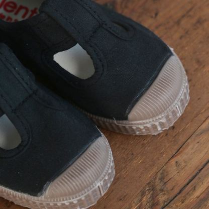 T-Strap Shoes - Negro (Dyed) Brown-sole [cienta]
