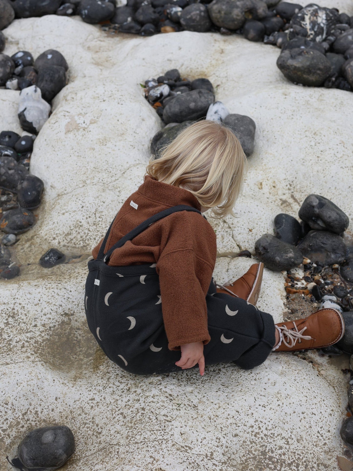 CHARCOAL MIDNIGHT OVERSIZED DUNGAREES [organic zoo]