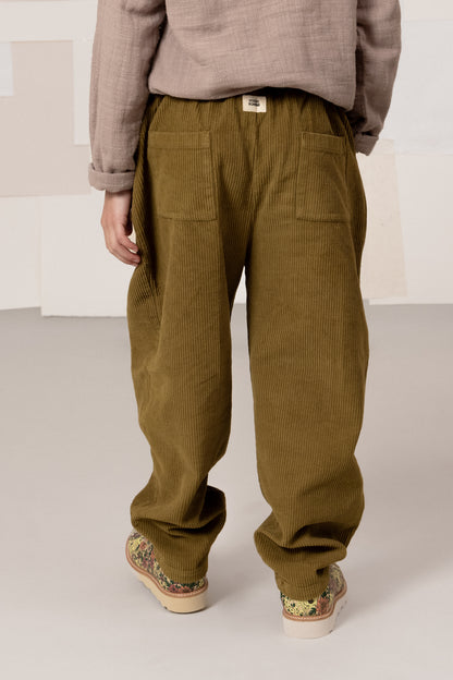 【予約販売】 CARROT PANTS - GREEN NUTRIA [STUDIO BOHEME] (25AW) 【2025年9月中旬以降入荷予定】