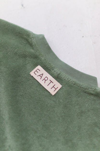 【緊急オーダー会】 Volume Sweatshirts [EARTH THE ARCHIVE]【2025年10月上旬以降発送予定】