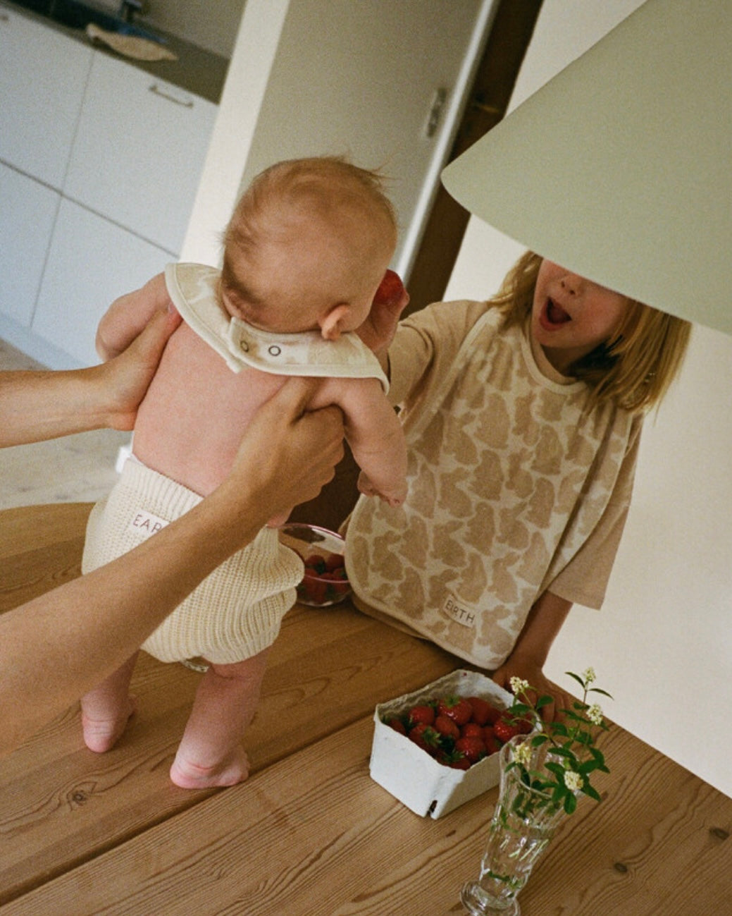 Little Bunnies Bib Set [EARTH THE ARCHIVE × KBP] (26AW)