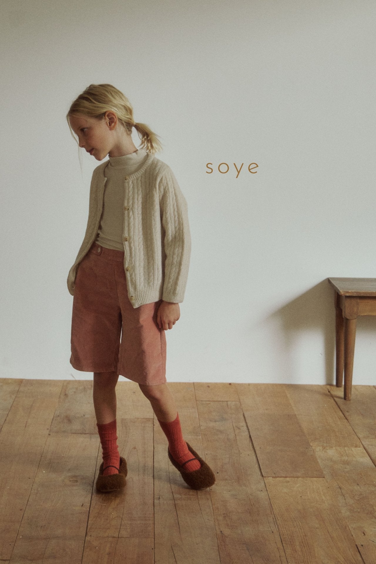 [soye] cashmere cable cardigan / beige