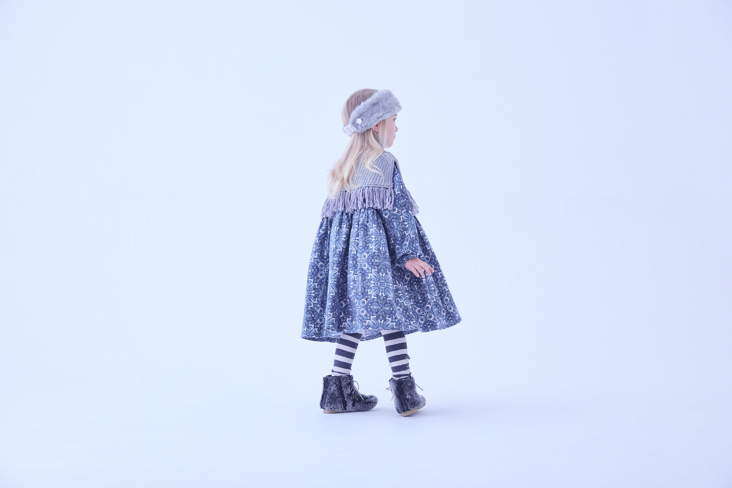 Rib Knit Knights Cape Ⅱ - Gray [eLfinFolk / エルフィンフォルク] (25AW•Drop2)【2025年9月中旬以降発送予定】