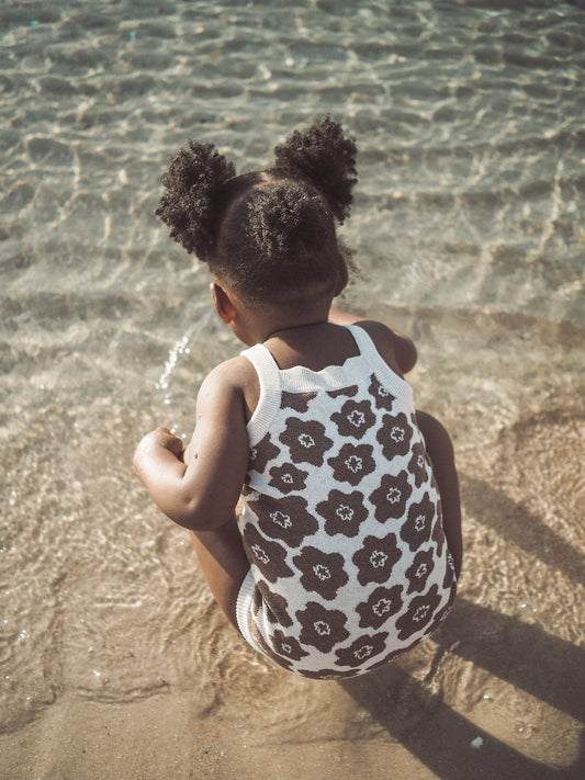 [GROWN] Knitted Singletsuit / Flower Drum