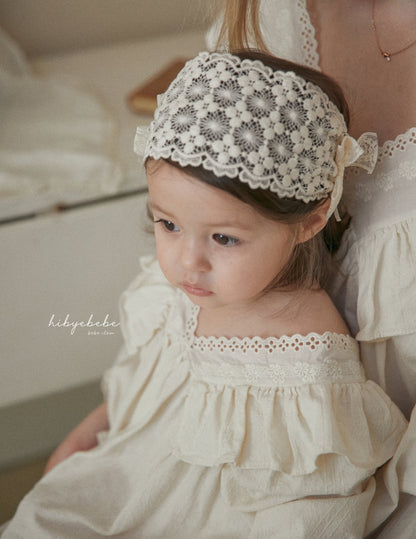 [hi bye bebe] V frill onepiece
