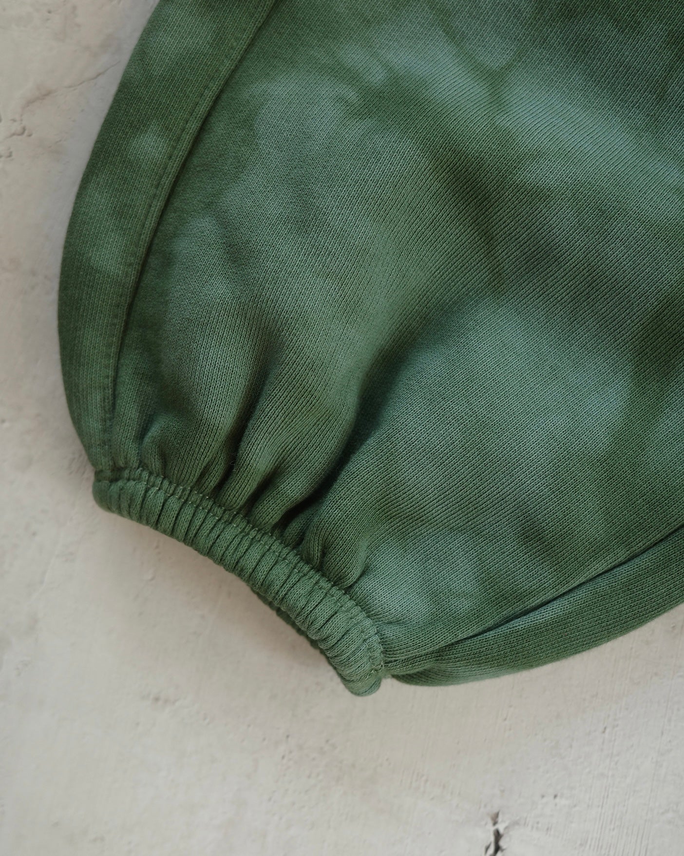 Organic French terry bottom - Grass Green Tie Dye [EARTH THE ARCHIVE] (26AW)