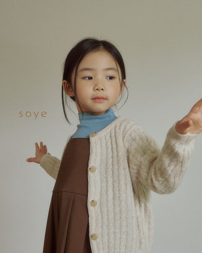 [soye] cashmere cable cardigan / beige