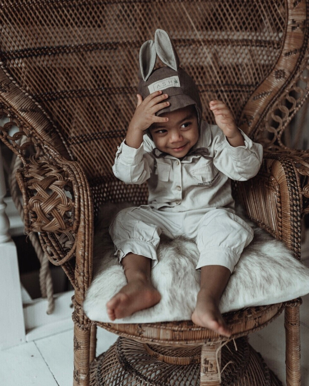 HUGO ブラウン ロングコート ベルト付き サイズXXL レディーストレンチ HUGO ブラウン ロングコート ベルト付き サイズXXL レディーストレンチ