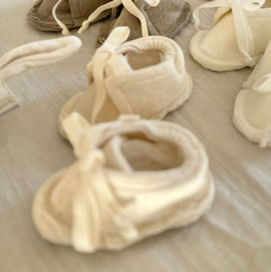 【予約商品】Noah Newborn Shoes [monbebe] (26SS)【2026年3月中旬以降順次発送】