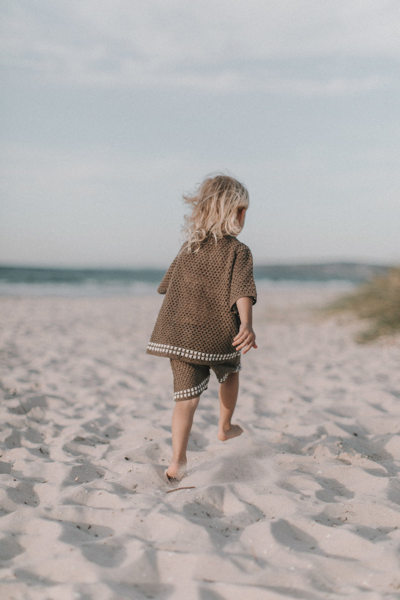 [GROWN] Hand Crochet Shirt / Mud