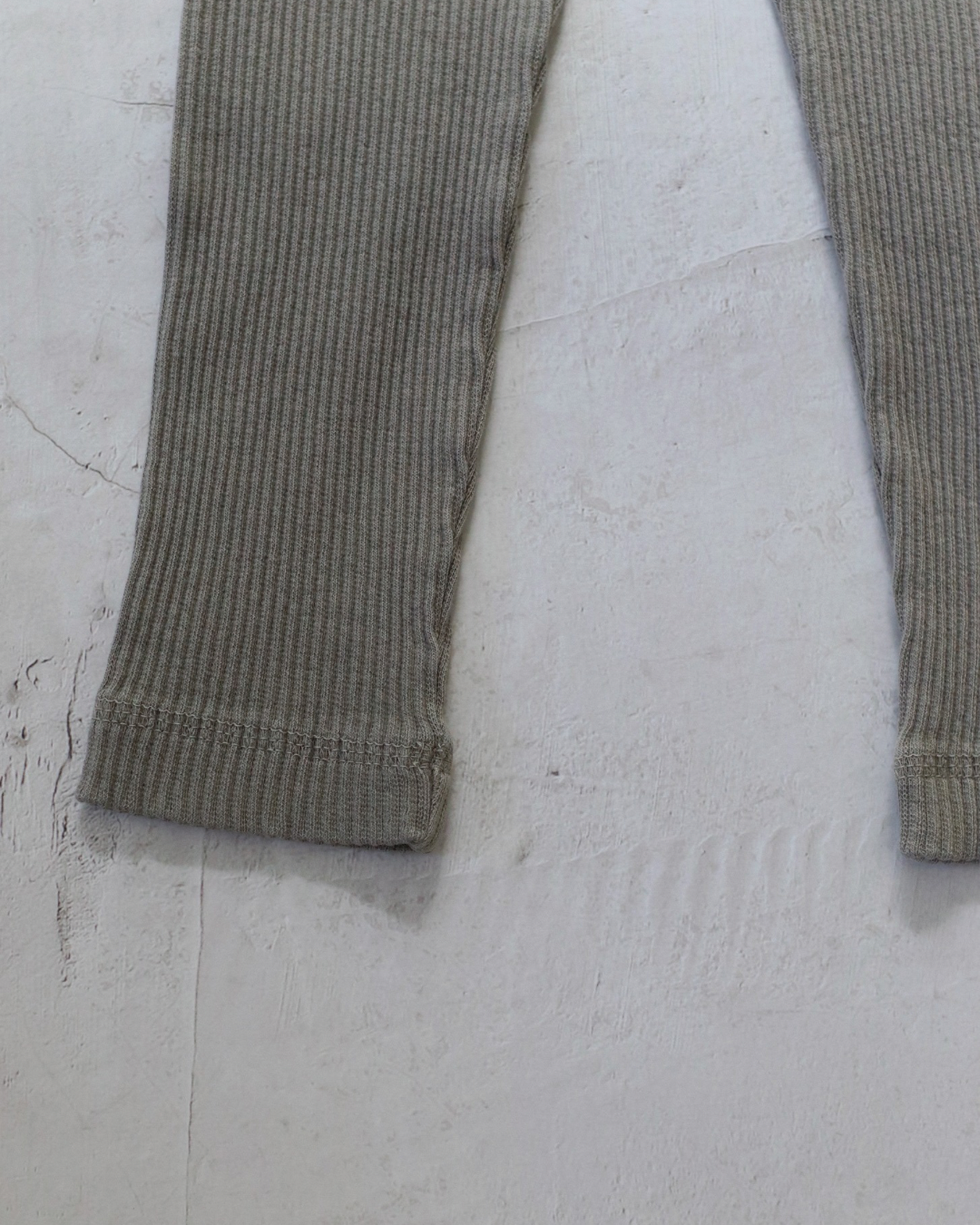 Ribbed pants - Khaki [EARTH THE ARCHIVE] (26AW)