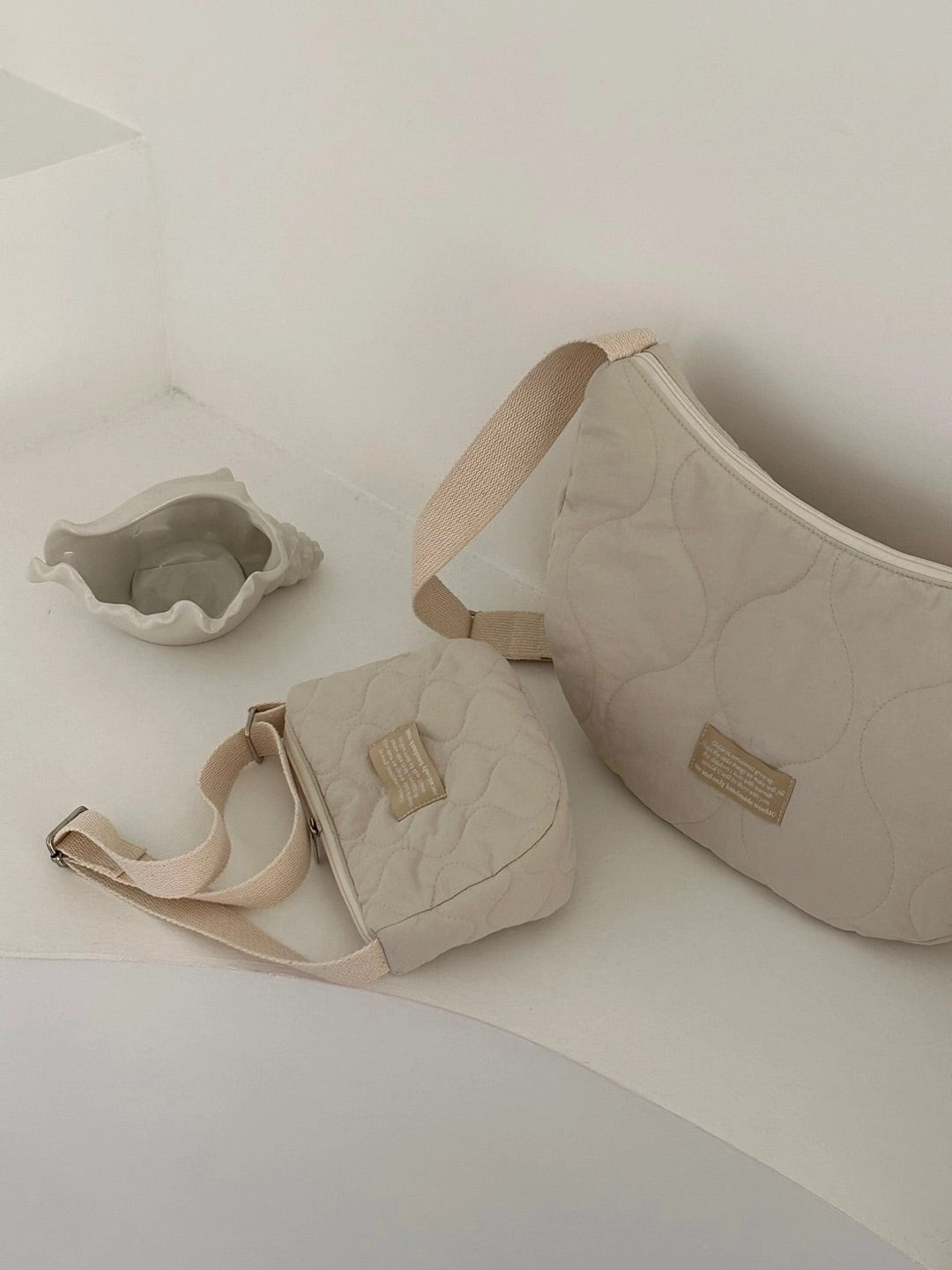【オーダー会】Couple Cross Bag - Cream Beige [wouldU]【2025年11月下旬以降順次お届け予定】