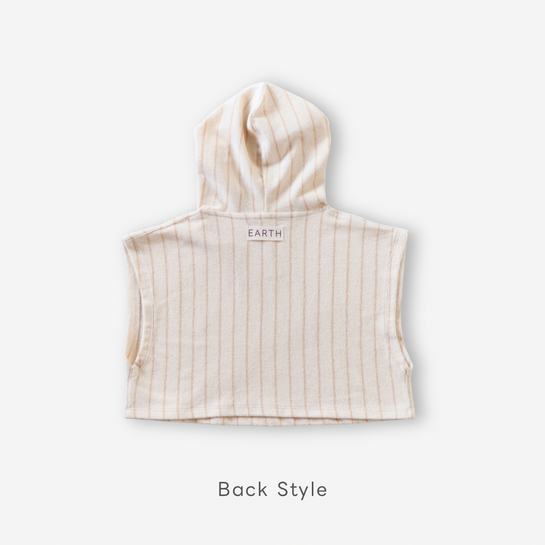 【26年11月オーダー会】 Hoodie Cape [EARTH THE ARCHIVE] (全1色) 【2026年3月上旬以降お届け予定】